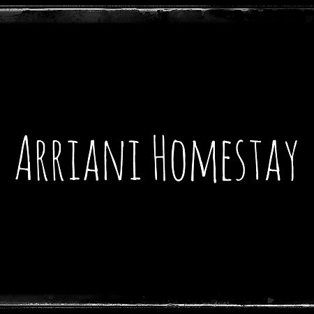 Arriani Homestay 카리문자와 외부 사진